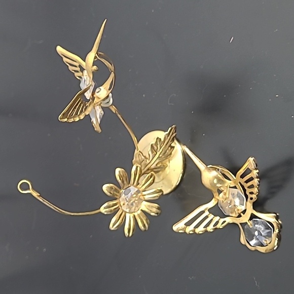 HUMMINGBIRD AUSTRIAN CRYSTAL MASCOT  LITE CATCHER WITH FLOWERS 24KT GOLD PLATED - Picture 3 of 16